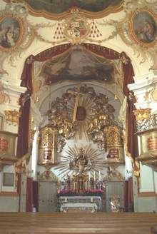 Altarraum der Pfarrkirche Maria Ach